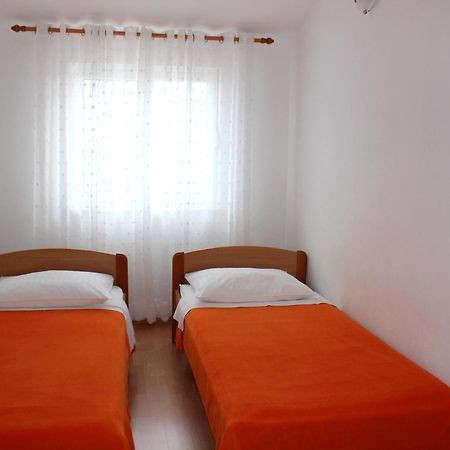 Apartments Tonci And Iris Primošten Dış mekan fotoğraf